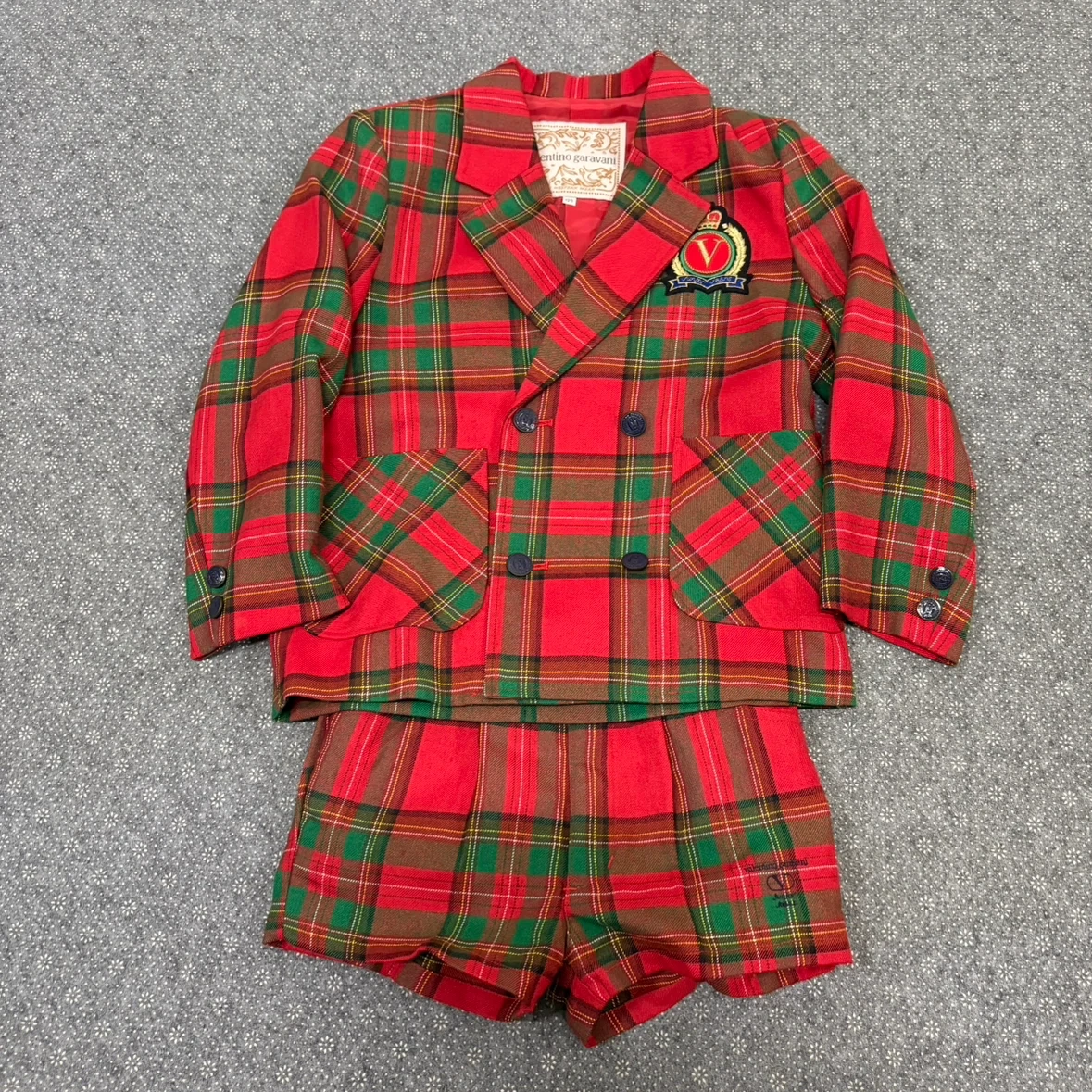 valentino garavani キッズ スーツセットアップ 120 130