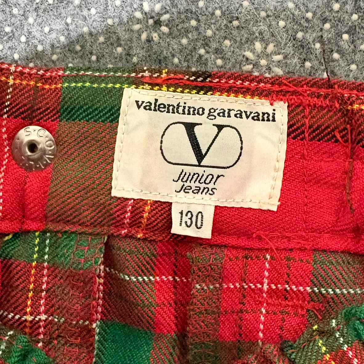 valentino garavani キッズ スーツセットアップ 120 130の写真2枚目