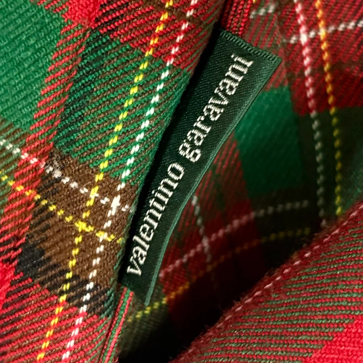 valentino garavani キッズ スーツセットアップ 120 130の写真9枚目