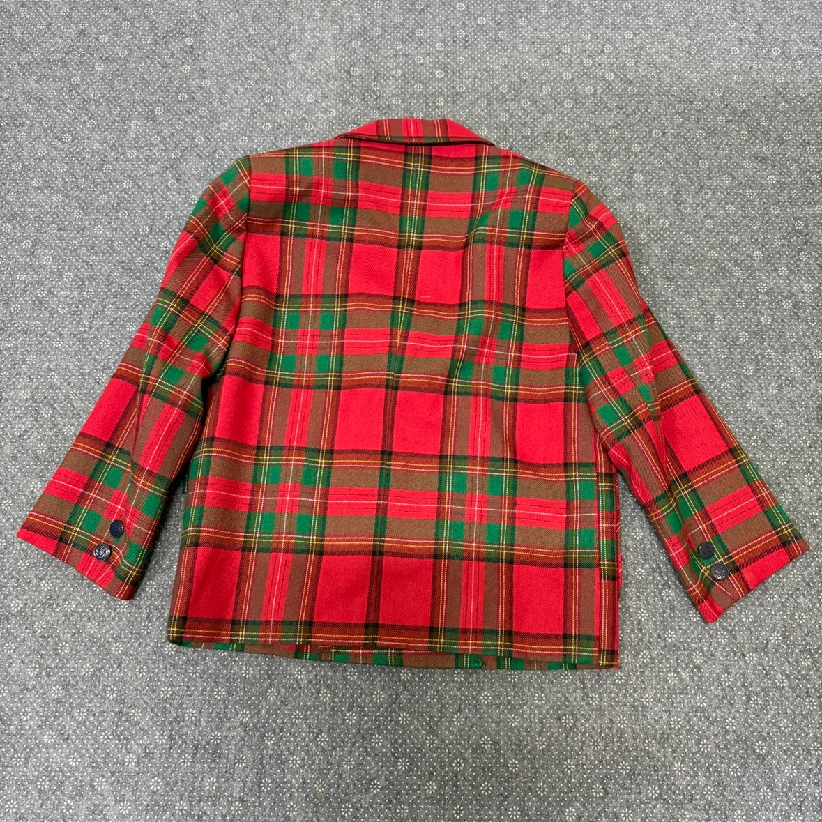 valentino garavani キッズ スーツセットアップ 120 130の写真10枚目
