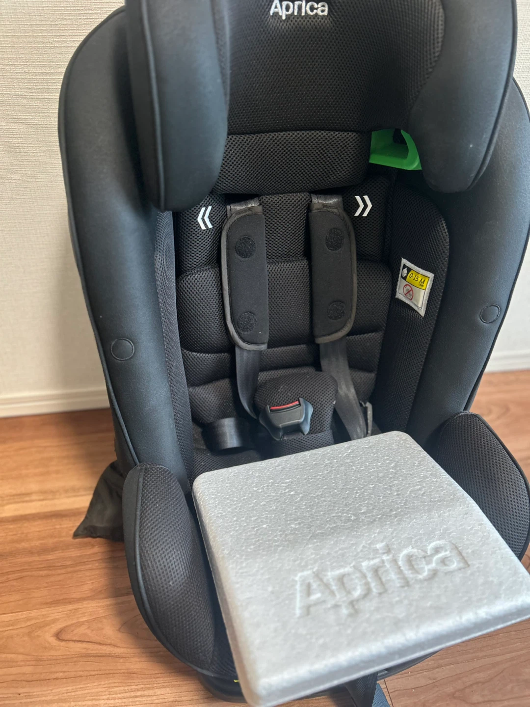 アップリカ チャイルドシート R129 ブラック