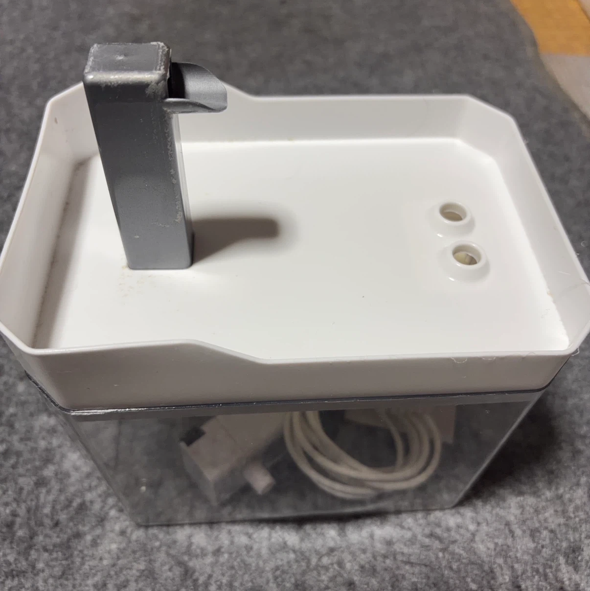 ペット用自動給水器
