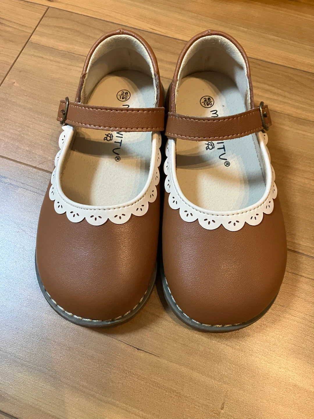 ストラップシューズ 茶色 19cmの写真3枚目