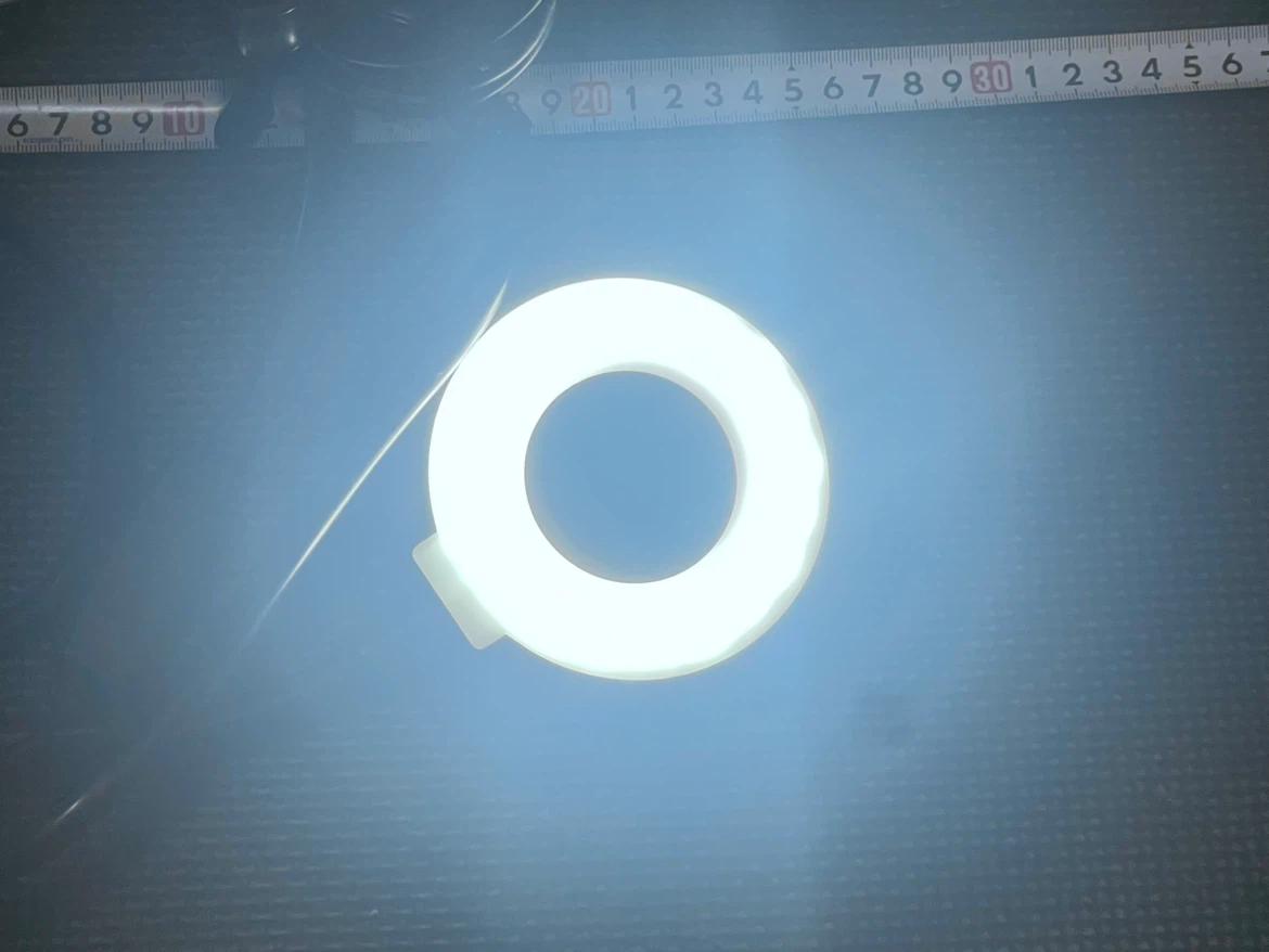 クリップ式 リングライト LED デスクライトの写真2枚目