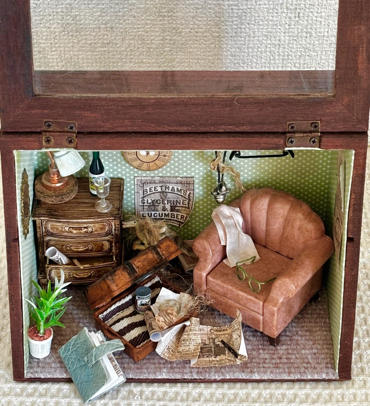 ハンドメイド 【探検家の部屋】ドールハウス ミニチュア ジオラマ ボックスの写真2枚目