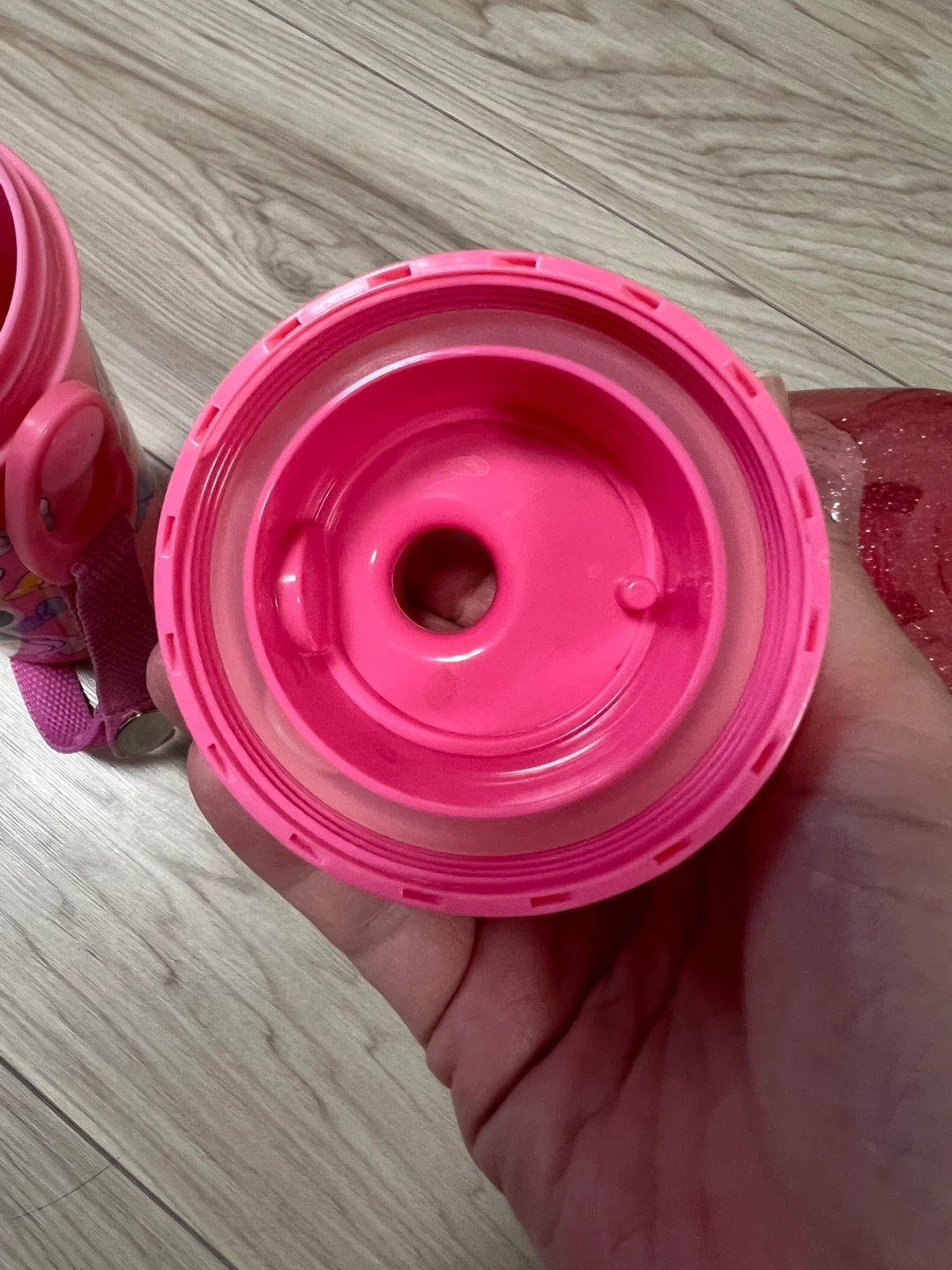 ミニーマウス 水筒 ピンクの写真6枚目