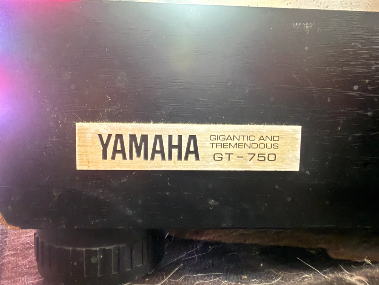 ヤマハ レコードプレーヤー GT-750の写真3枚目