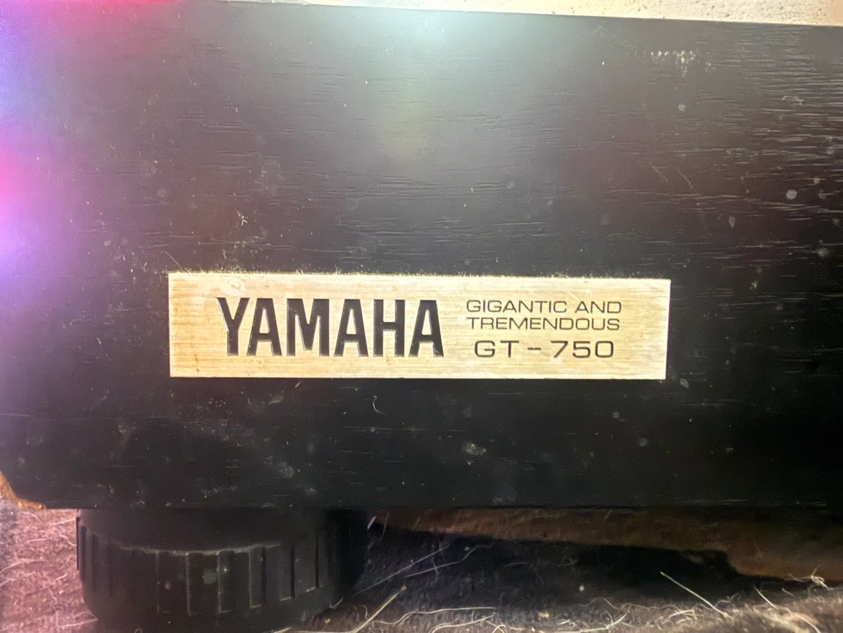 ヤマハ レコードプレーヤー GT-750の写真3枚目