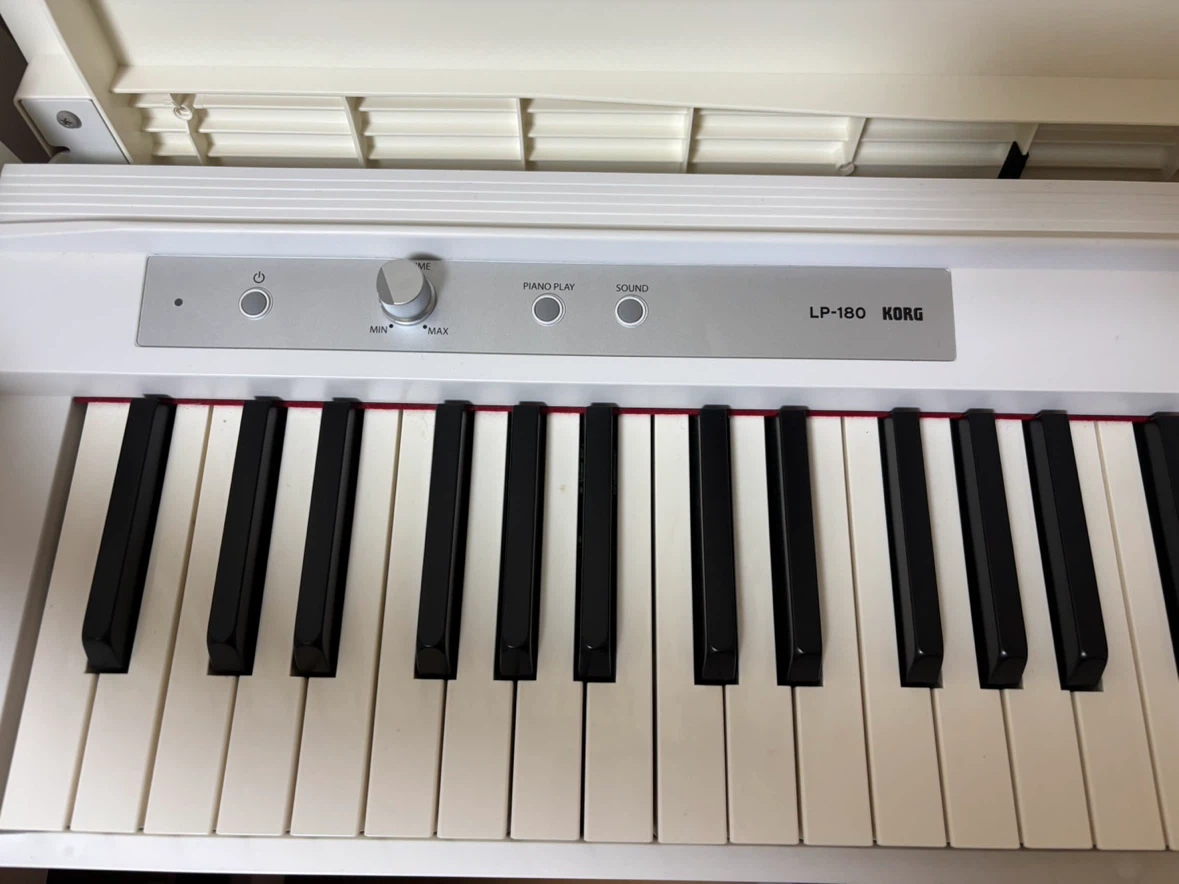コルグ 電子ピアノ LP-180 ホワイトの写真3枚目