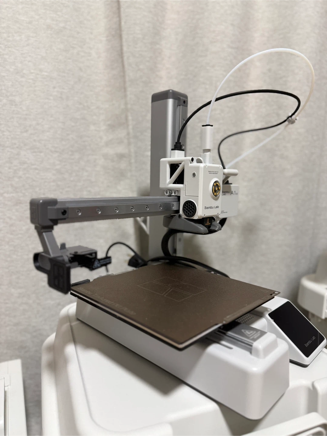 【美品】おまけ付きbambu lab a1 mini 3Dプリンターの写真2枚目