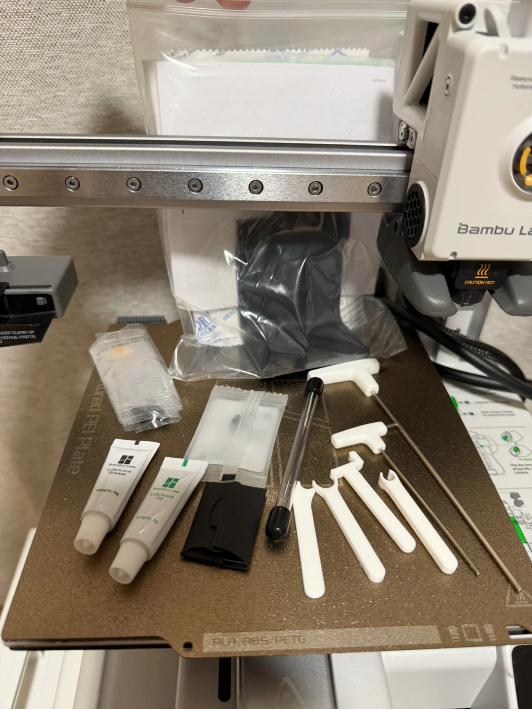 【美品】おまけ付きbambu lab a1 mini 3Dプリンターの写真4枚目