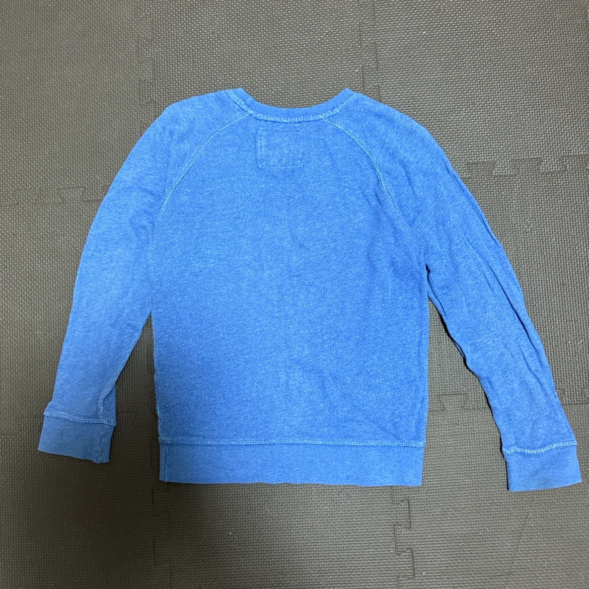 H&M トレーナー 120の写真2枚目