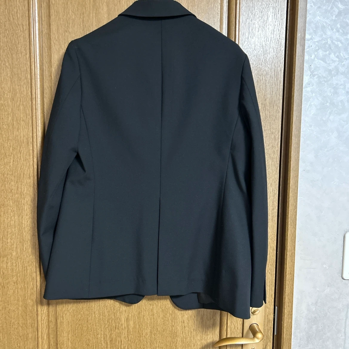 ユニクロ セットアップ 黒 S/Mの写真4枚目