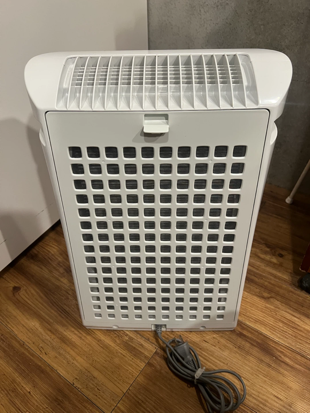SHARP 空気清浄機 FU-F30-W プラズマクラスター7000 動作良好の写真2枚目
