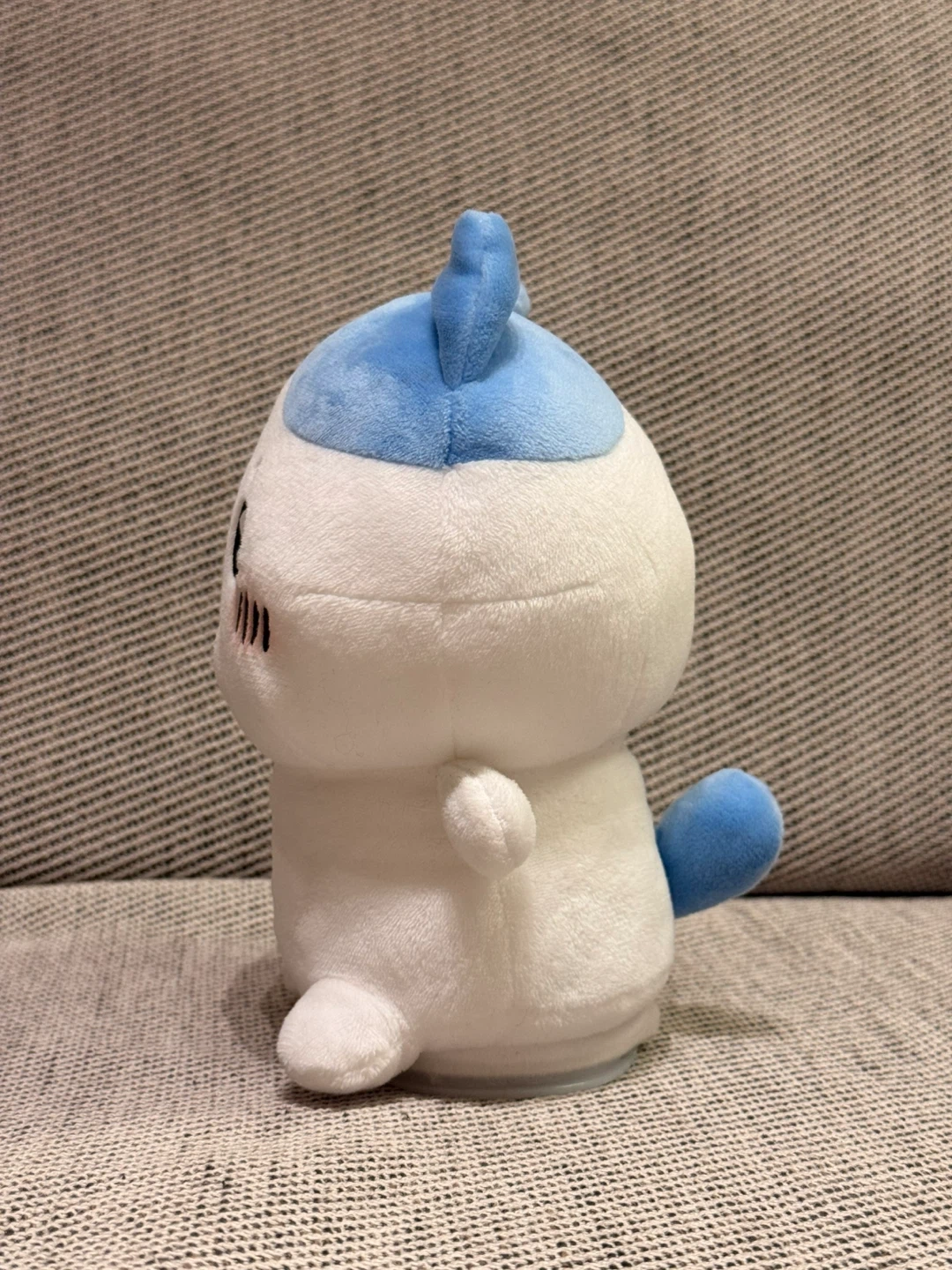ちいかわ なんかまねしてぴょこっとするやつ(ハチワレ)の写真3枚目