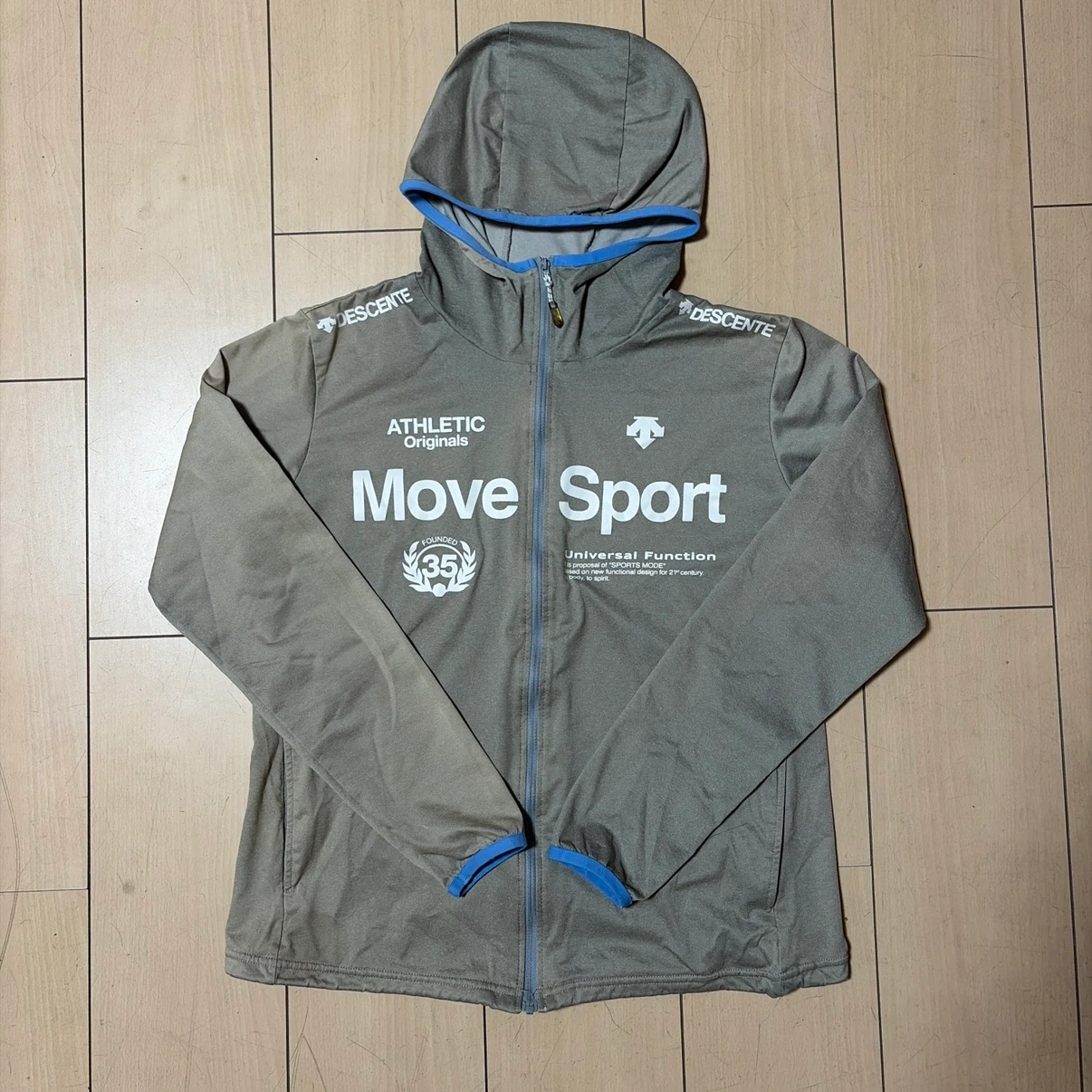 デサント ムーブスポーツ パーカー グレー L