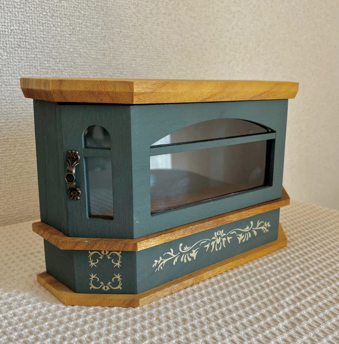 木製キャビネット風ディスプレイケースおまけ/アンティーク風ブック型ケース小物入れの写真6枚目
