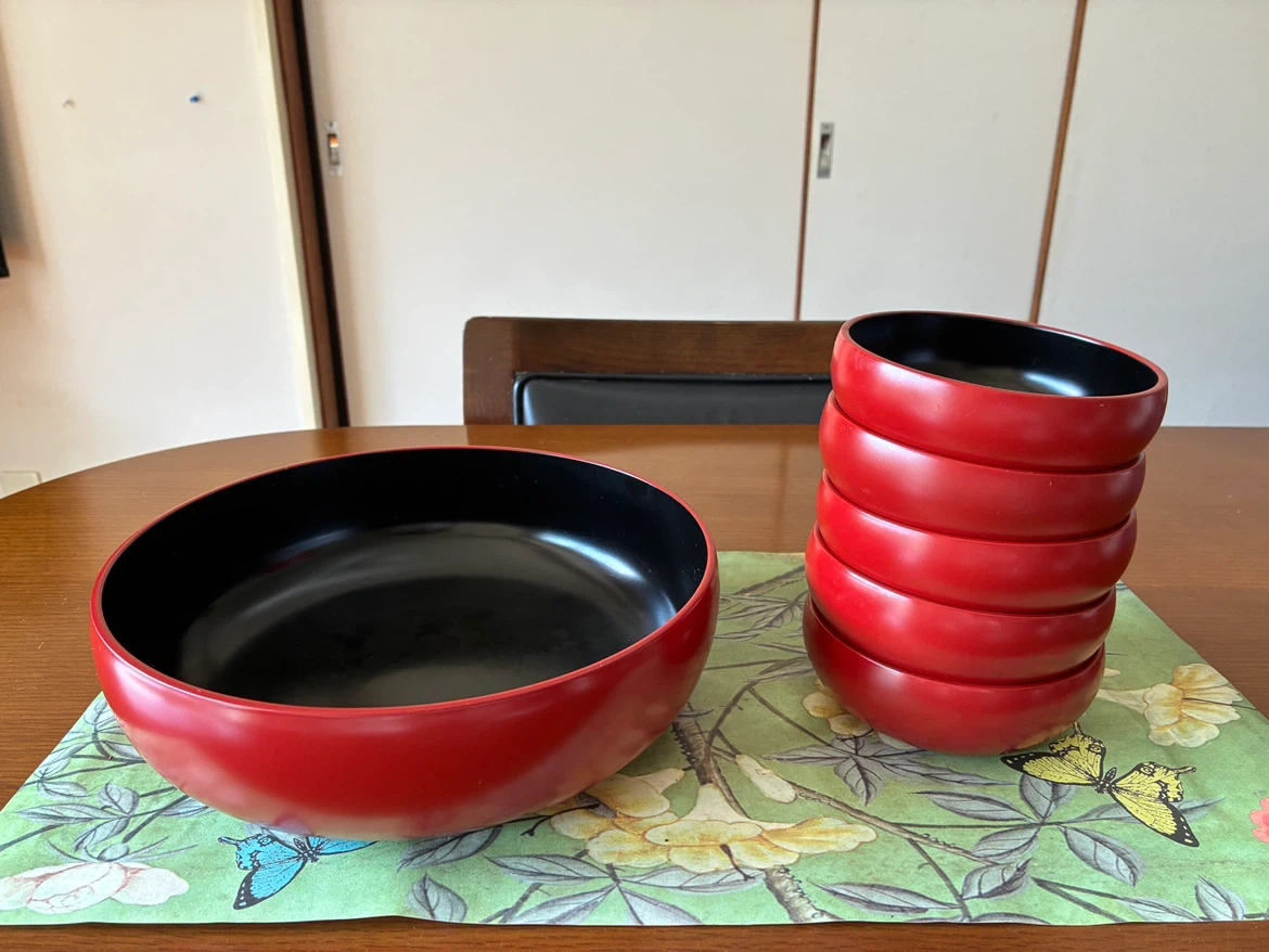 漆器 ボウル 6点セット 赤黒の写真2枚目