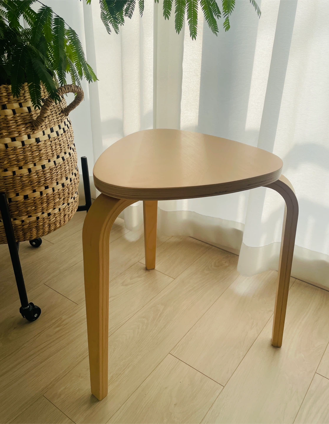 IKEA シルレ (スツール)