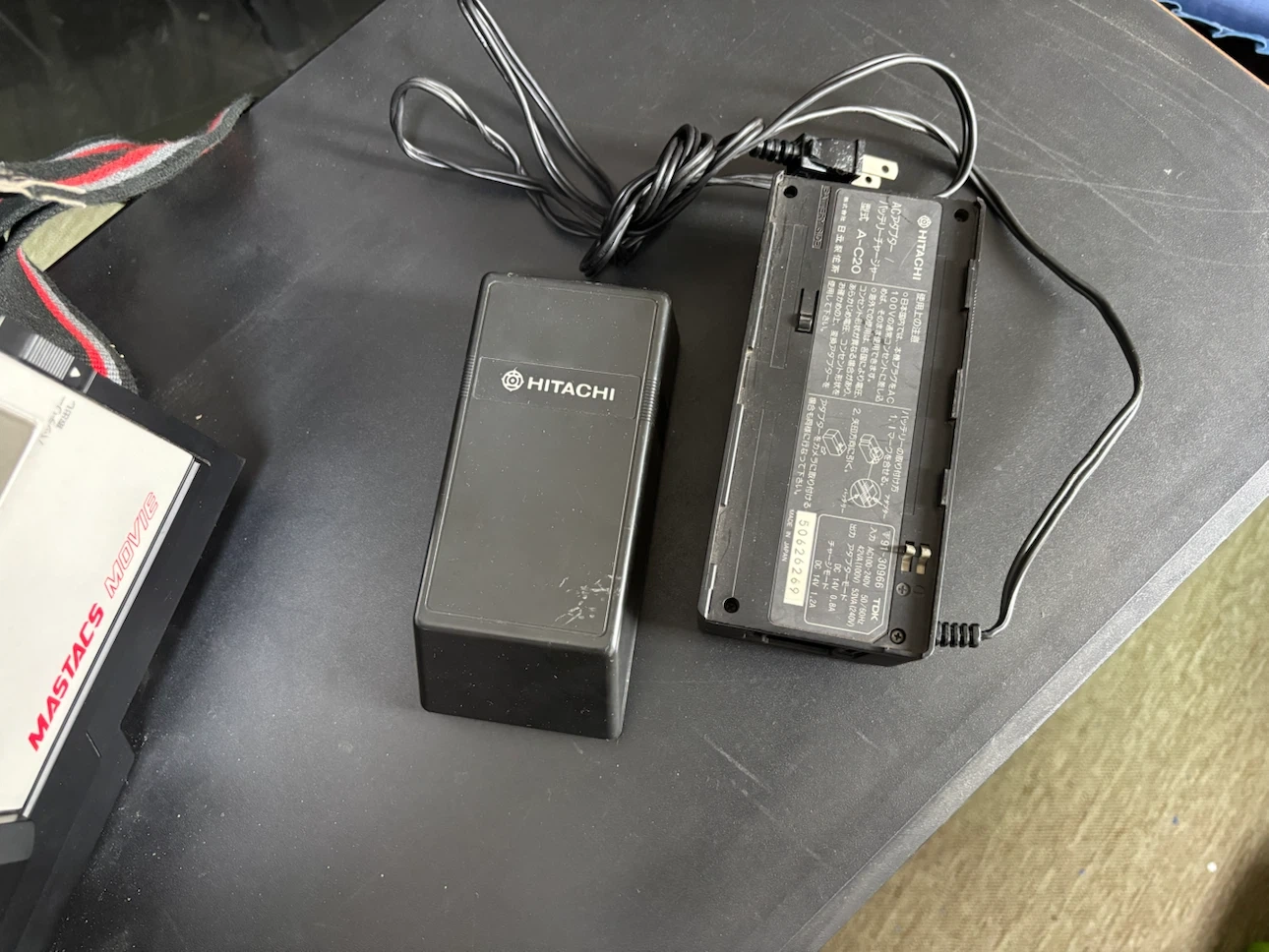 日立 MASTACS VM-200 ビデオカメラの写真8枚目