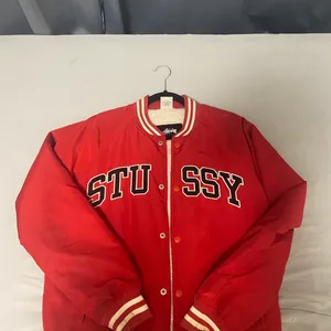stussy x champion ステューシー チャンピオン スタジャン 赤 Sサイズ