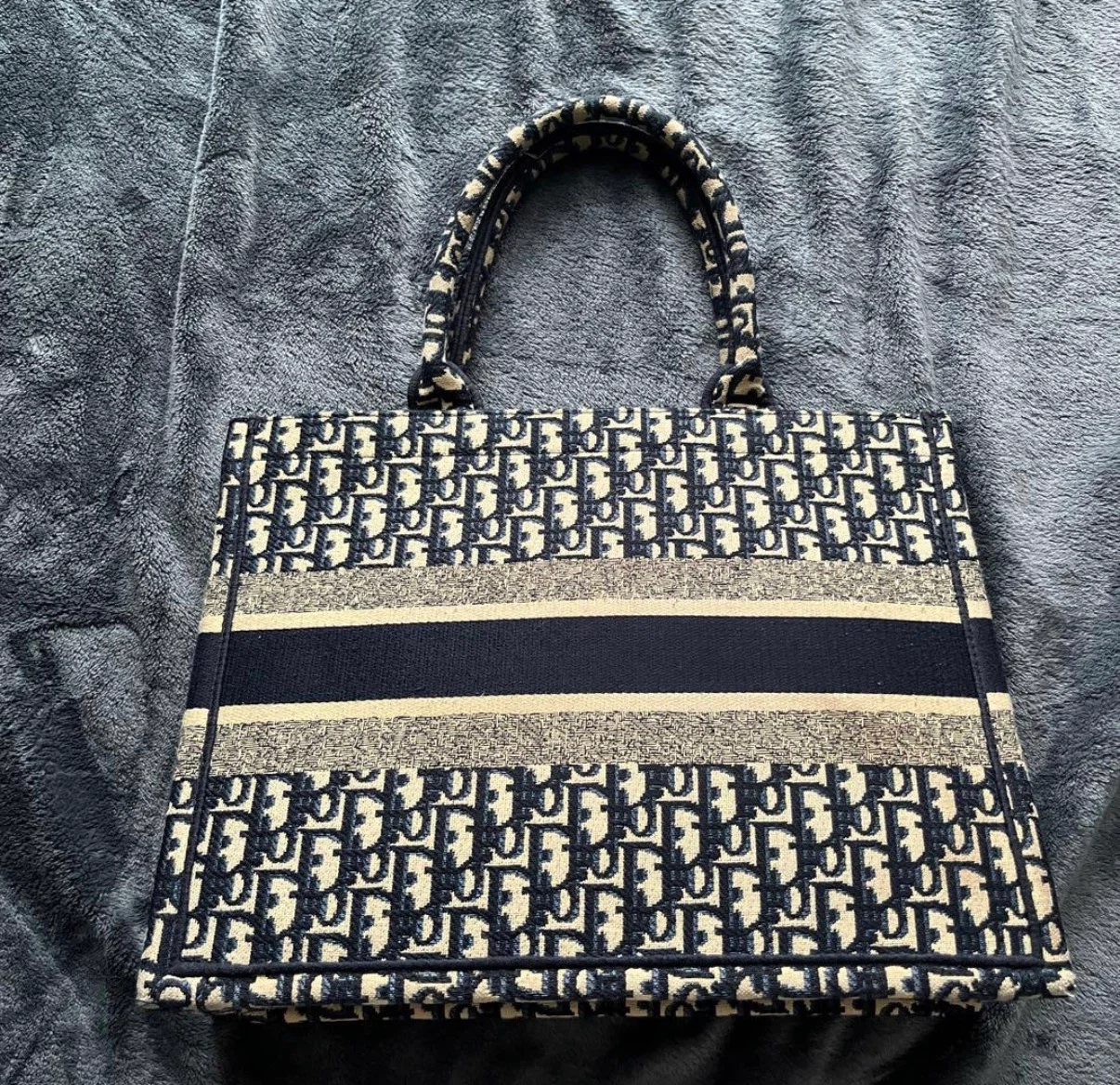 Dior クリスチャンディオール ブックトート バッグの写真2枚目