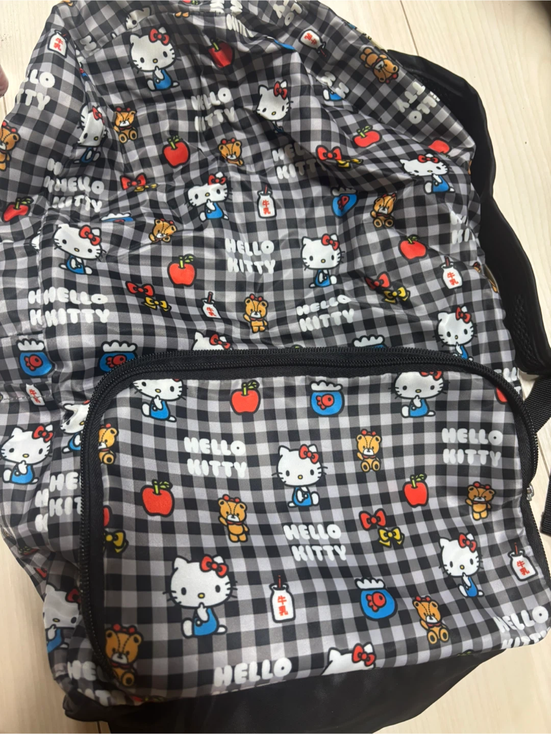 ハローキティ 折りたたみリュックサックの写真2枚目