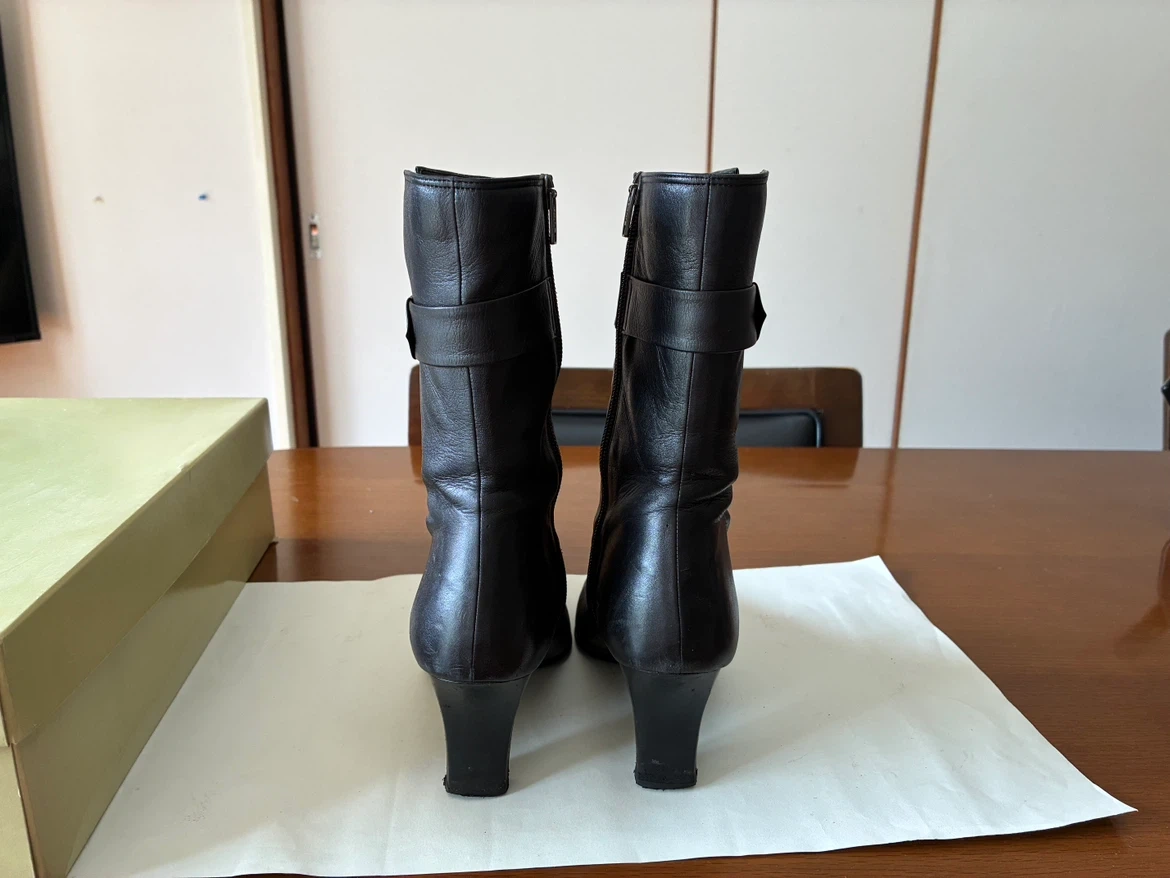 アクアスキュータム レザーブーツ 黒 23cmの写真5枚目