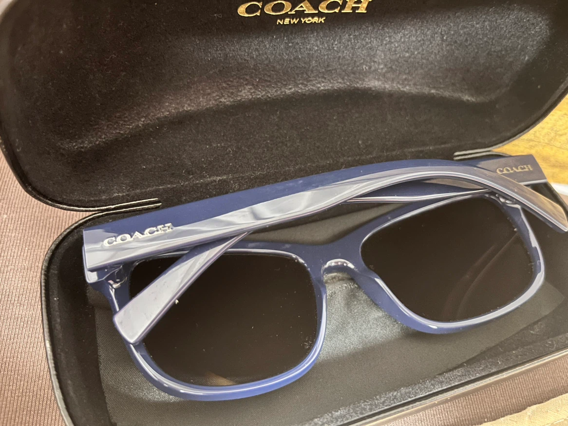 coach コーチ サングラス ネイビーの写真2枚目