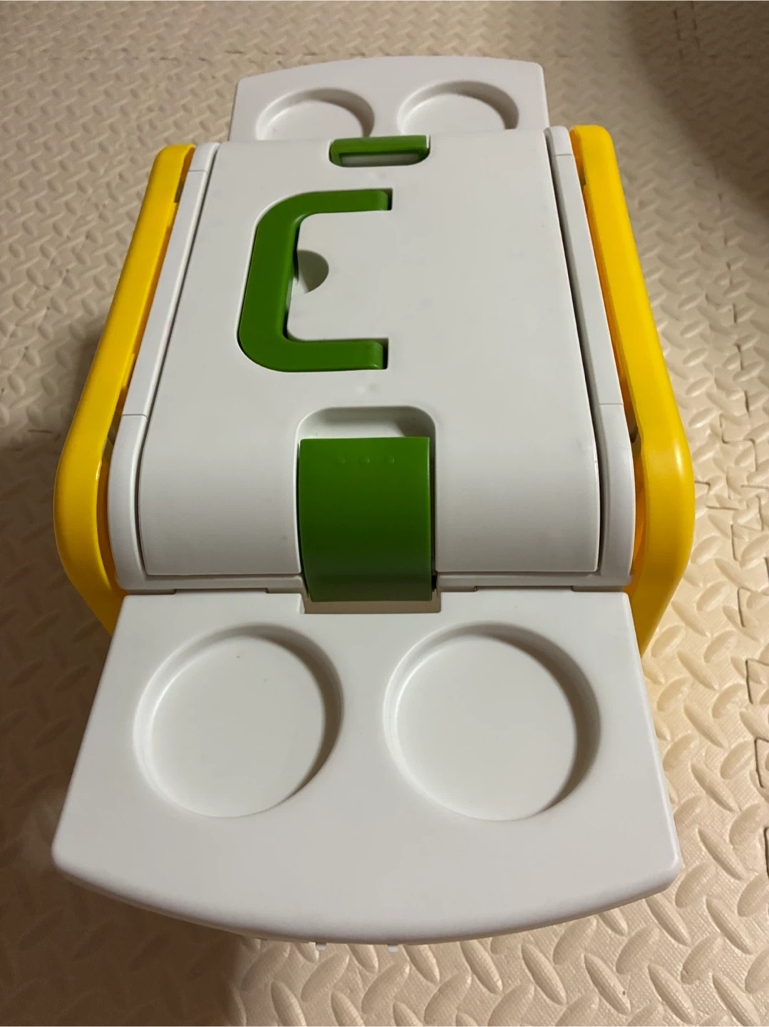 折りたたみ式 保冷ボックス  保冷機能　テーブルの写真5枚目