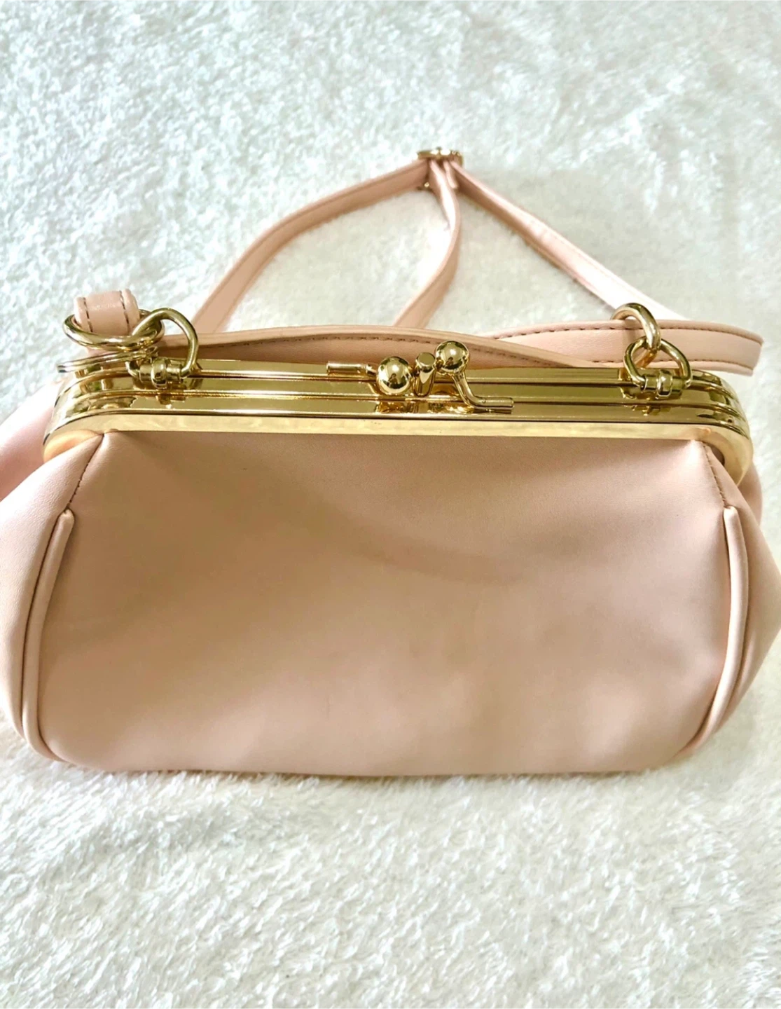 👜✨【未使用品】ピンクのショルダーバッグ🌟✨