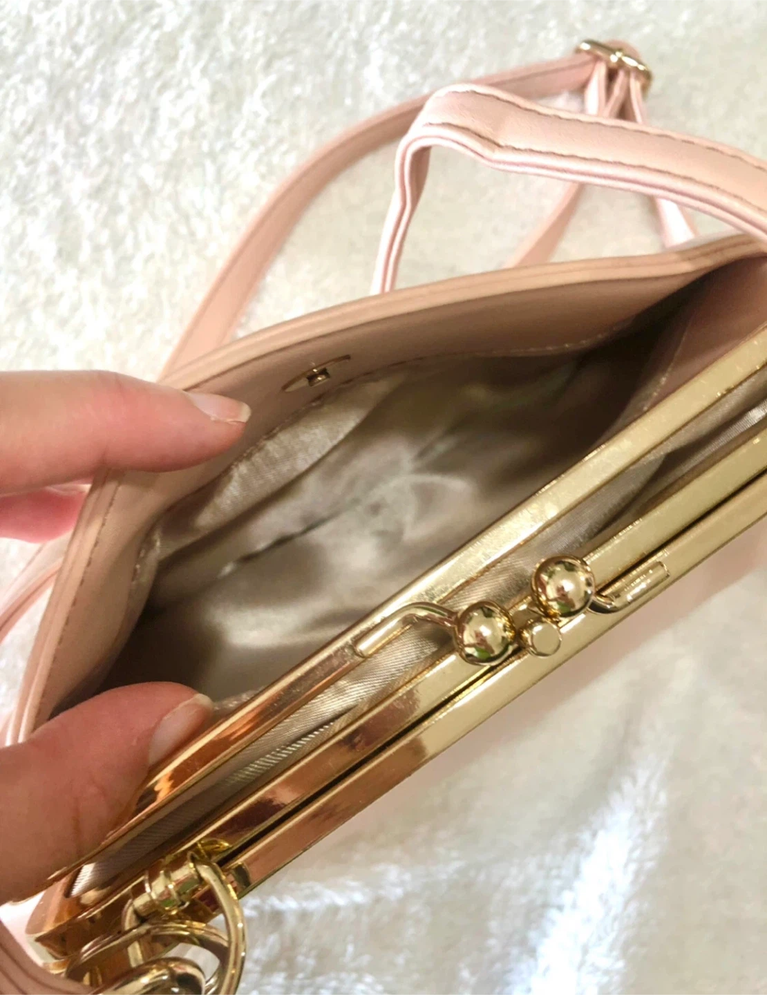 👜✨【未使用品】ピンクのショルダーバッグ🌟✨の写真5枚目