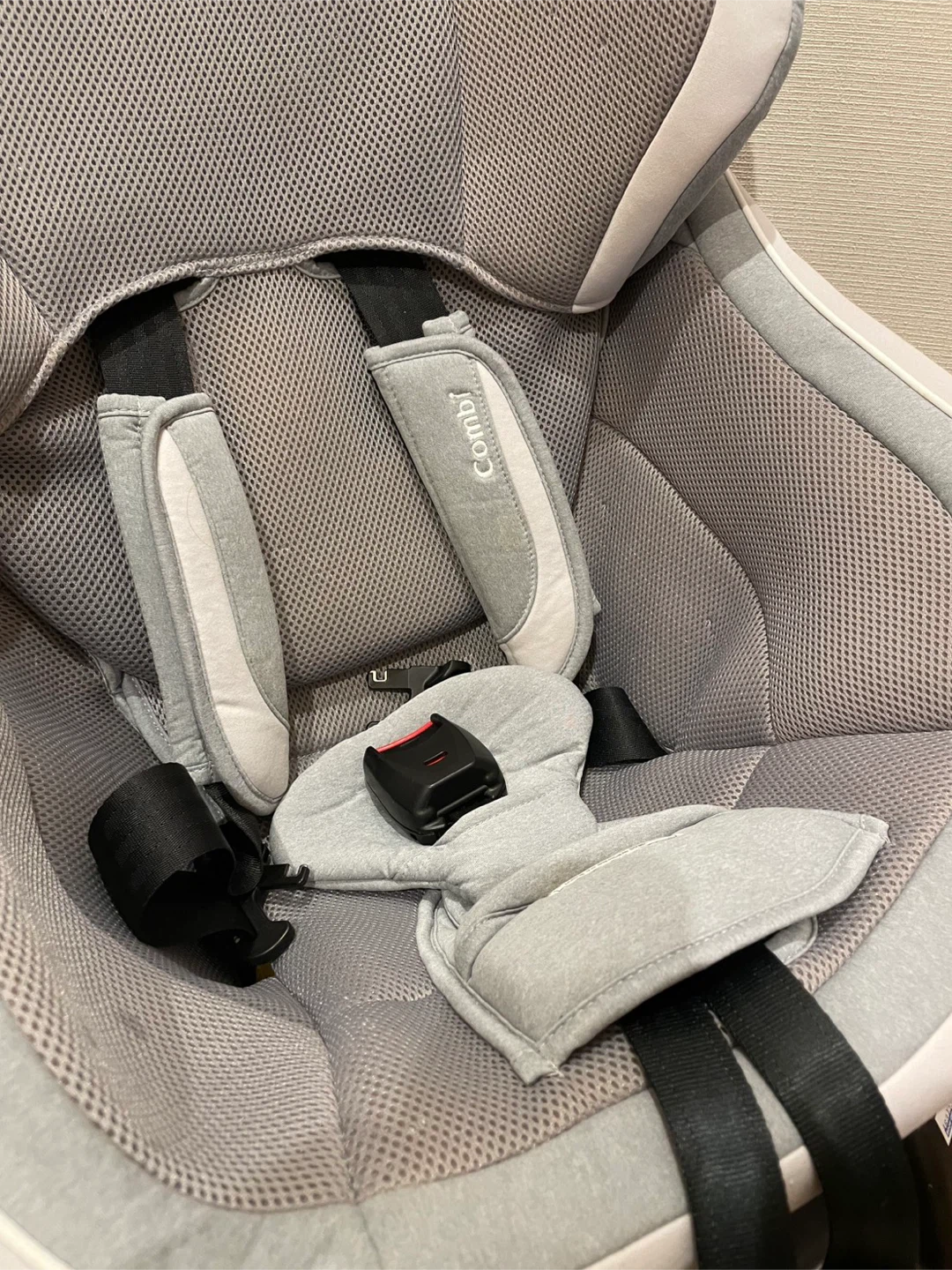 Combi クルムーヴ スマート ISOFIX エッグショック JK-800の写真7枚目
