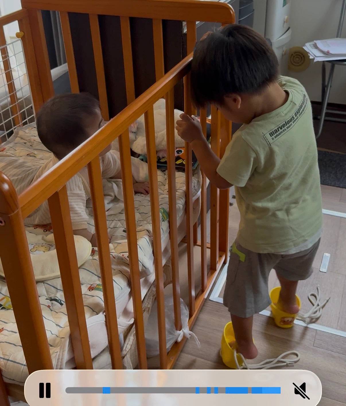 木製 ベビーベッド ナチュラルの写真2枚目