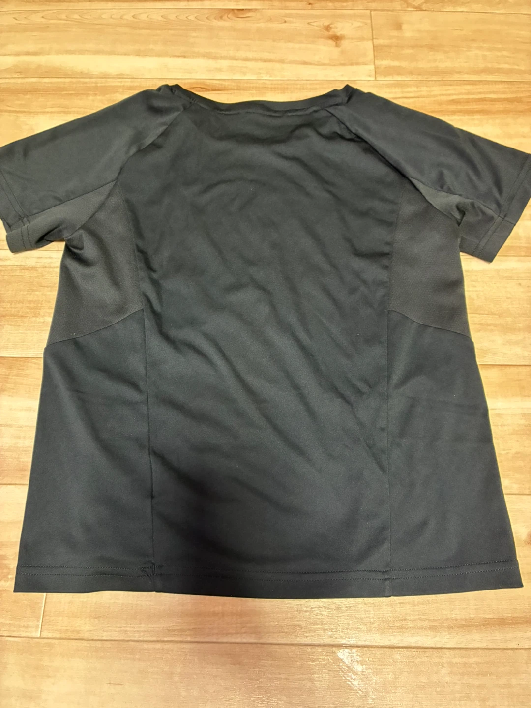 プーマ スポーツTシャツ 140cm 黒の写真3枚目