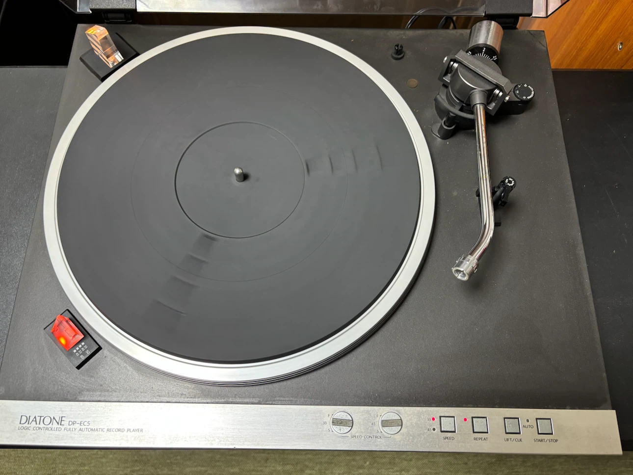 ダイヤトーン レコードプレーヤー DP-EC5の写真5枚目