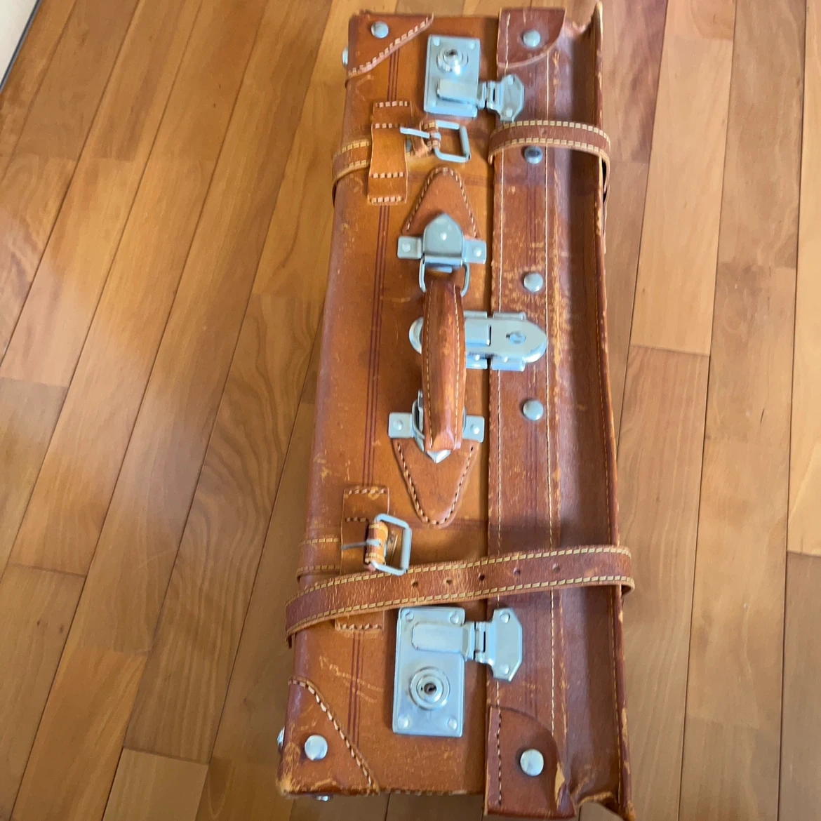 アンティーク風 トランクケース ブラウンの写真2枚目