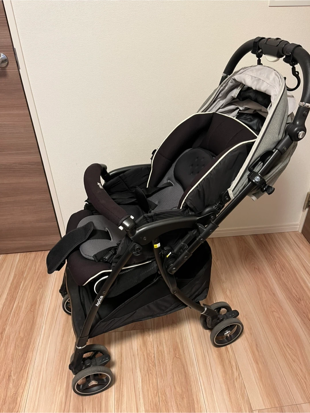 Aprica ラクーナ クッション アップリカ 都内近郊お届けに行きます。の写真2枚目