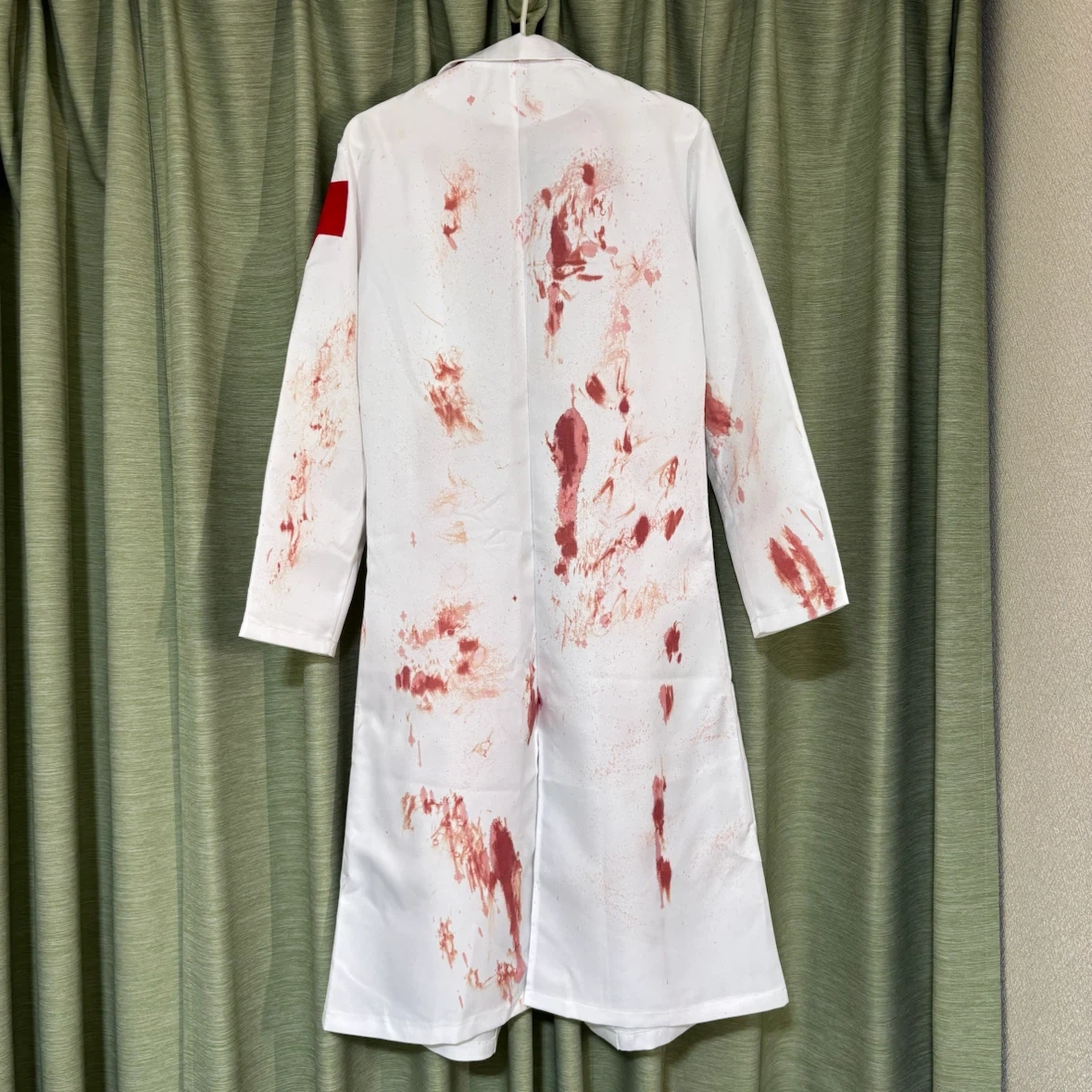 【ハロウィン仮装】血まみれ白衣&ナースカチューシャ 2点セット ゾンビ コスプレの写真2枚目