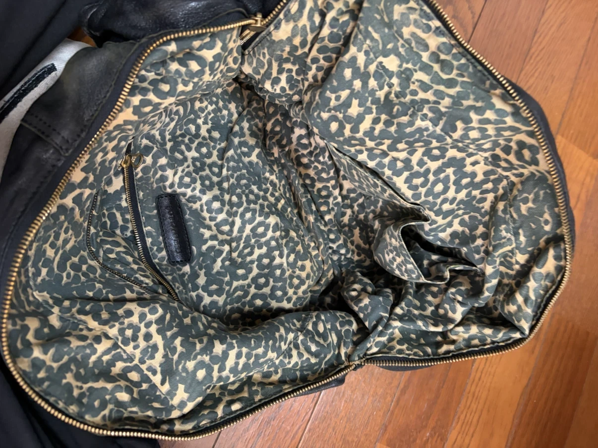 シーバイクロエ ショルダーバッグ 黒 レザーの写真4枚目