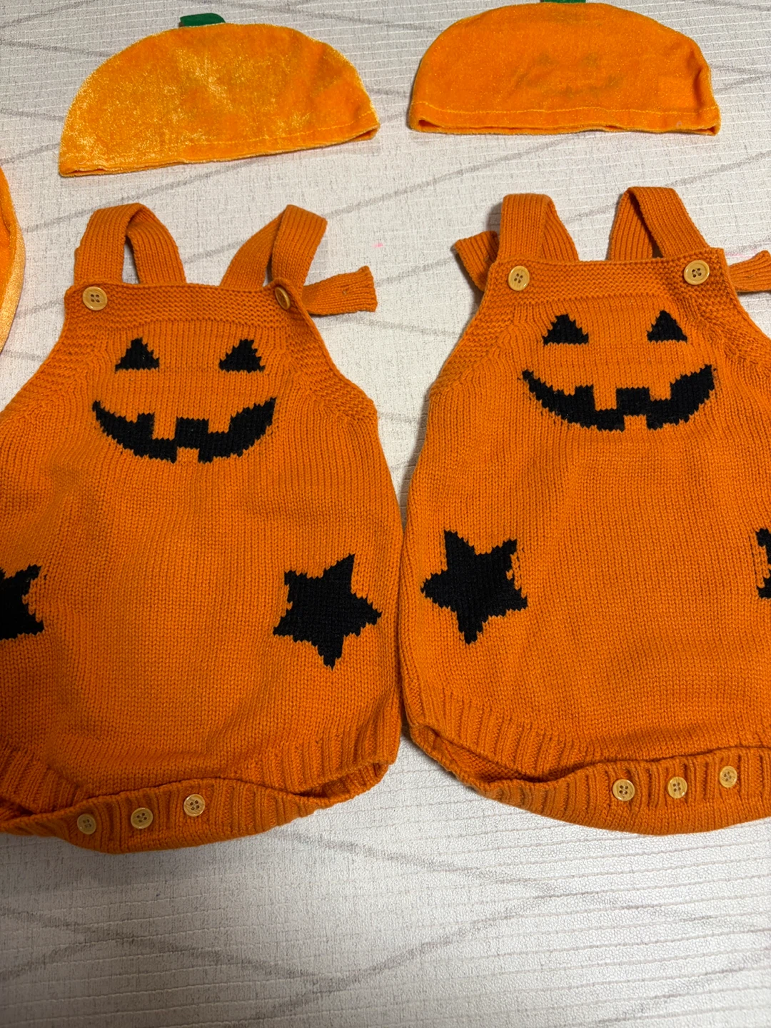 ハロウィン かぼちゃ ロンパース スタイ 帽子 セット 双子の写真5枚目