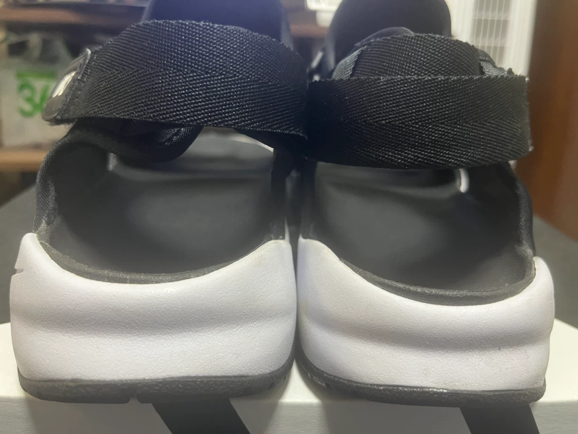 NIKE キャニオン サンダル ブラック 28.0cm メンズ レディースの写真4枚目