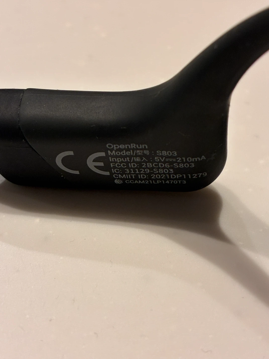 SHOKZ OpenRun 骨伝導イヤホンの写真2枚目