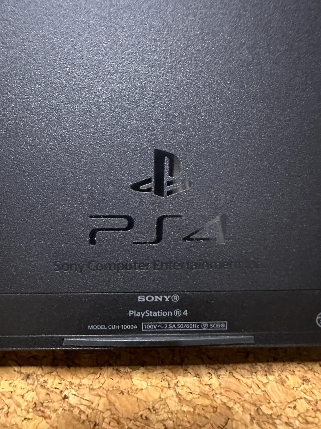 【手渡しのみ】PS4 500GB (CUH-1000A)+コントローラー2台+冷却スタンド+ソフト20本の写真2枚目
