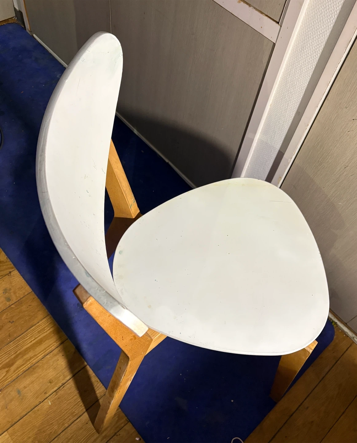 北欧風 木製デザインチェアの写真2枚目