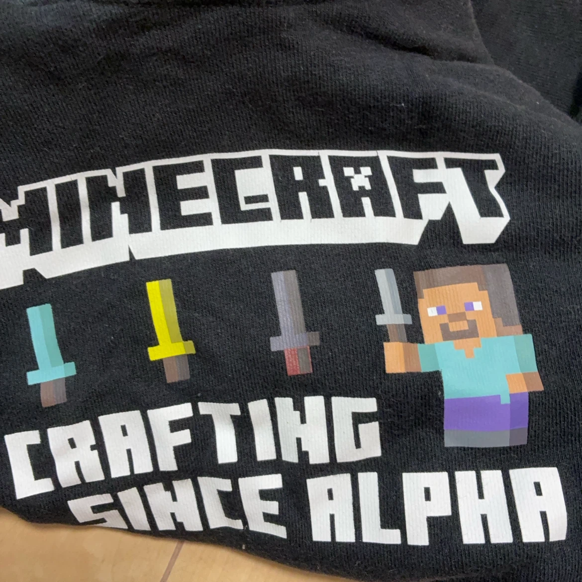 ユニクロ マインクラフト パーカー 120cmの写真4枚目
