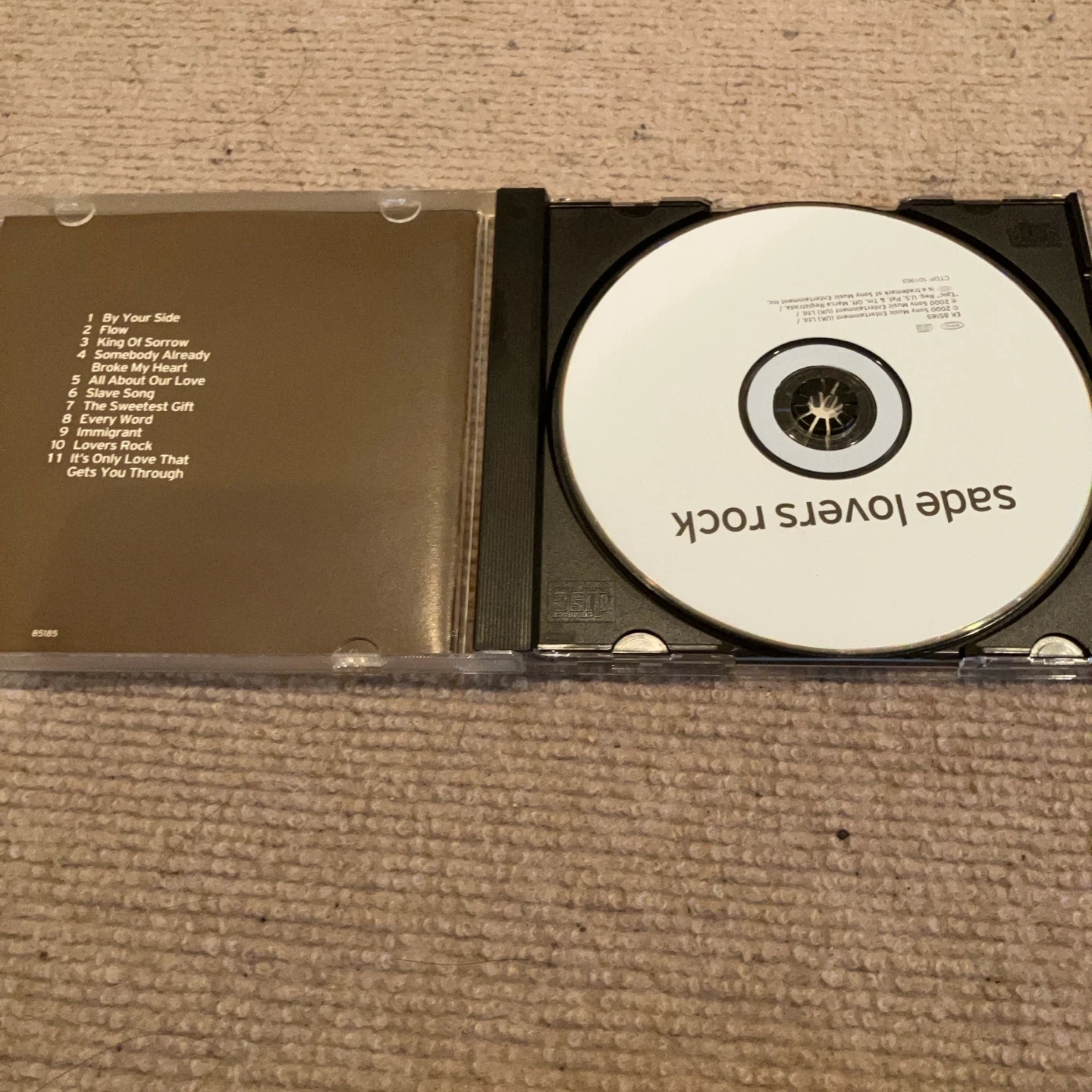 シャーデー Lovers Rock CDの写真2枚目