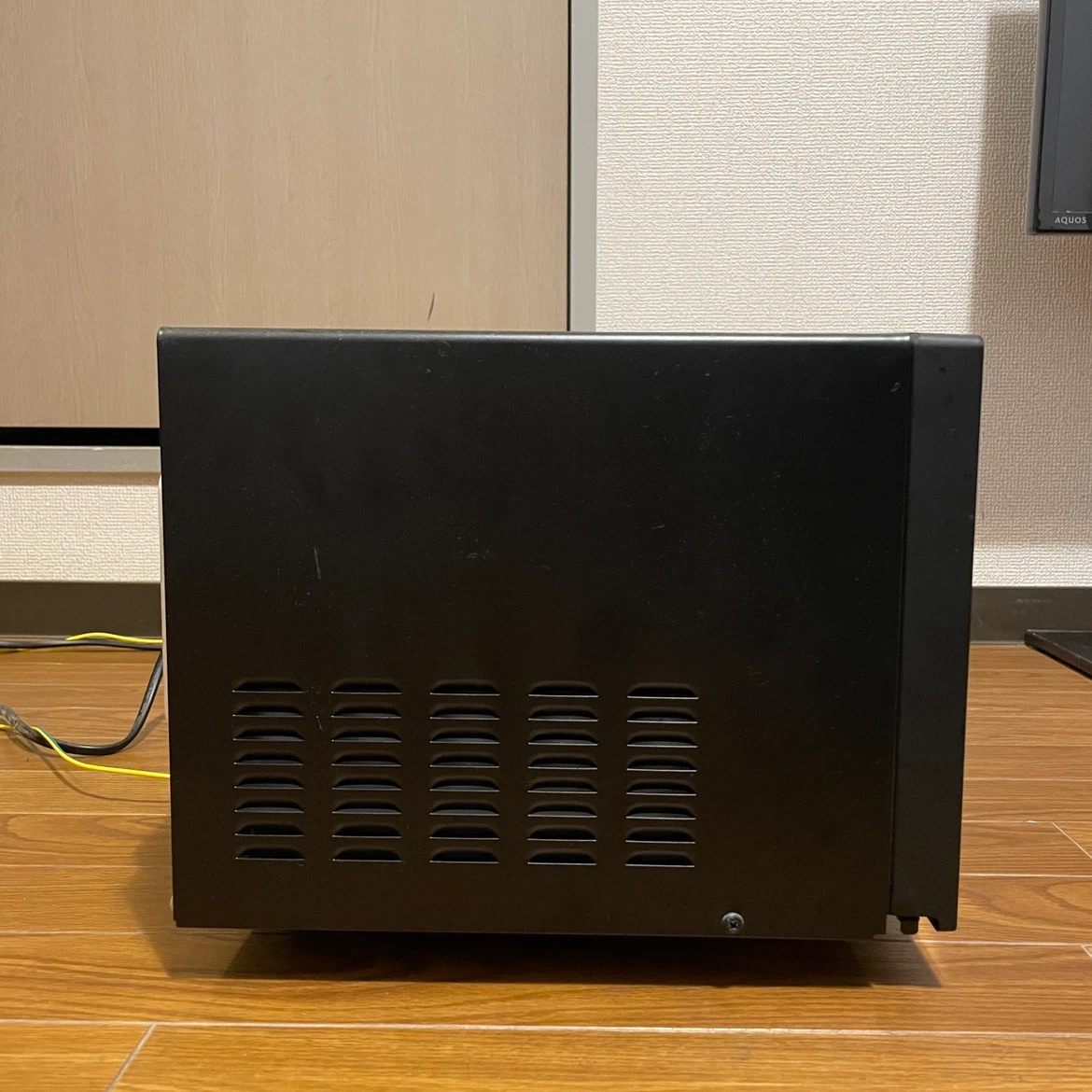 【ジャンク】TWINBIRD 電子レンジ DR-E273の写真4枚目