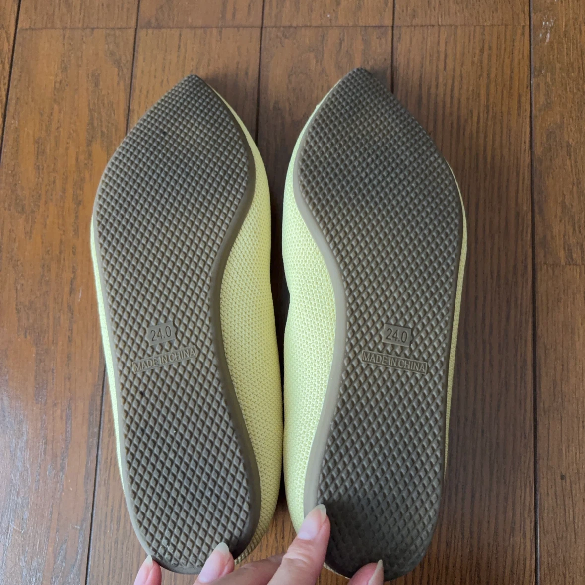 【美品】GU ウォッシャブルニットフラットシューズ 24.0cm イエローの写真5枚目