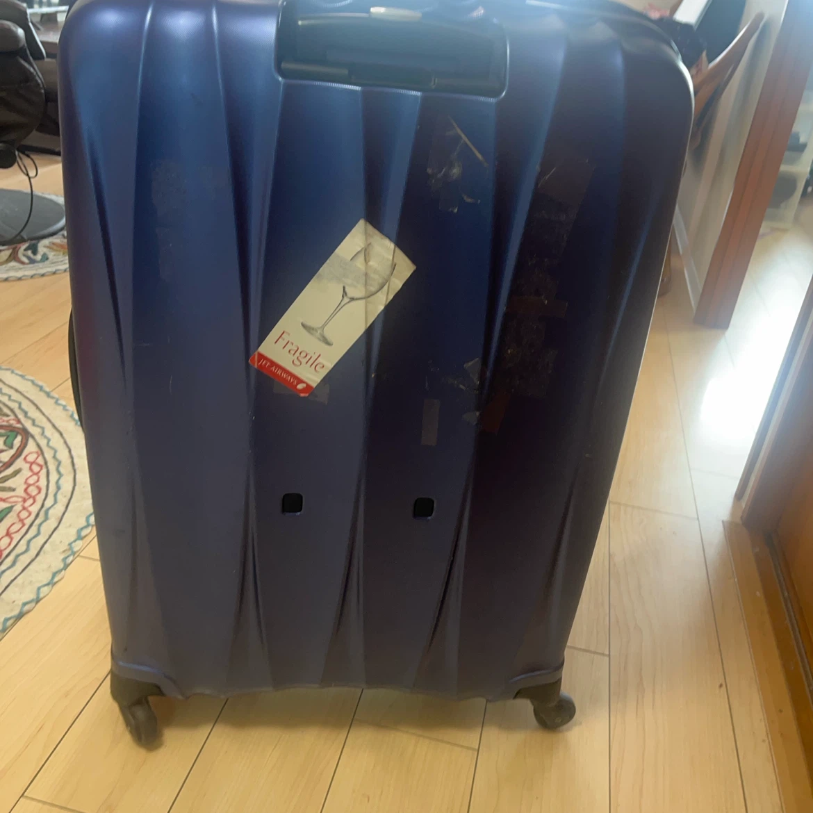 Blue suit caseの写真3枚目